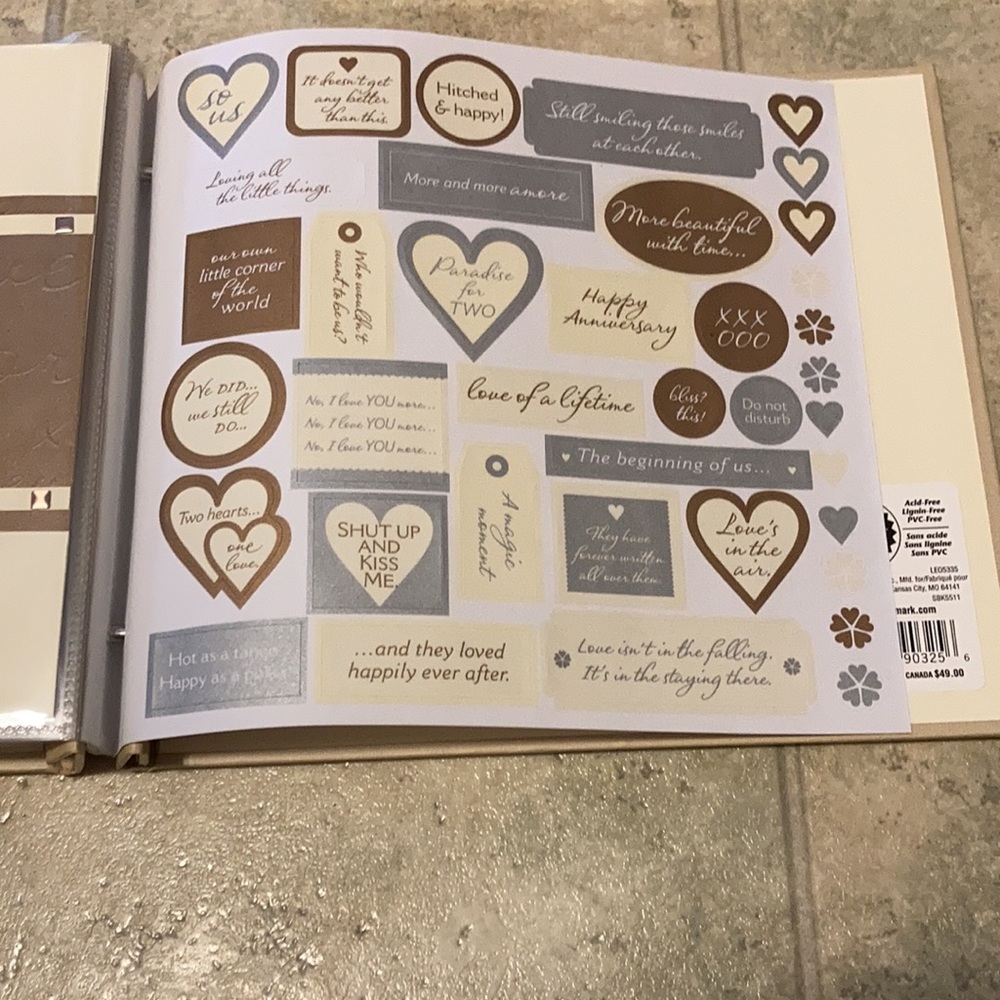 NWT wedding album/scrapbook - Picture 7 of 8